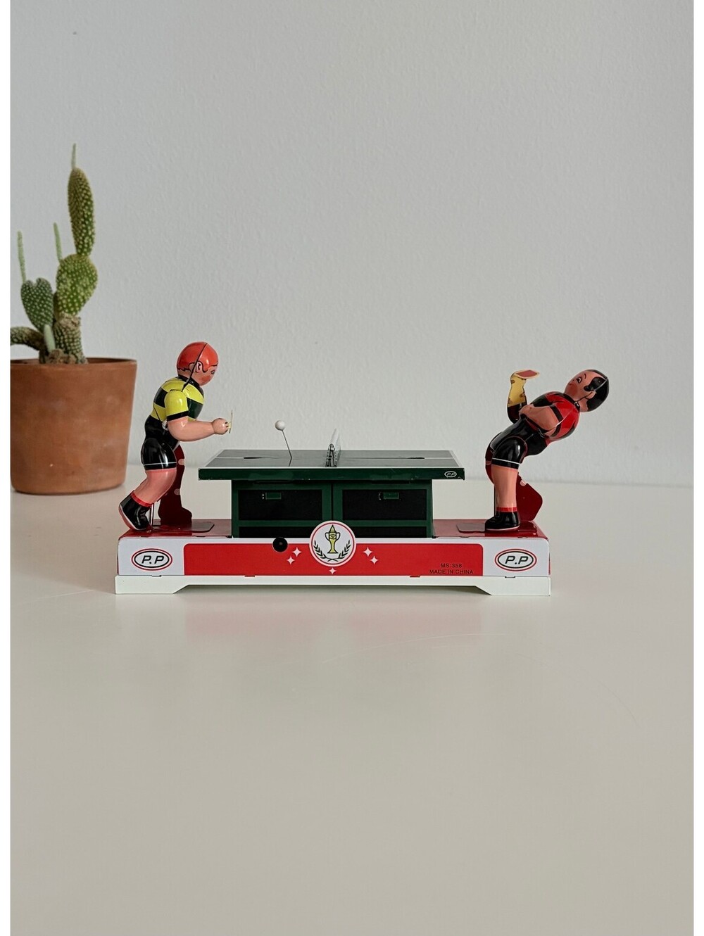 Vintage Playing Ping Pong Match Game Wind Up Tin Toy MS 358